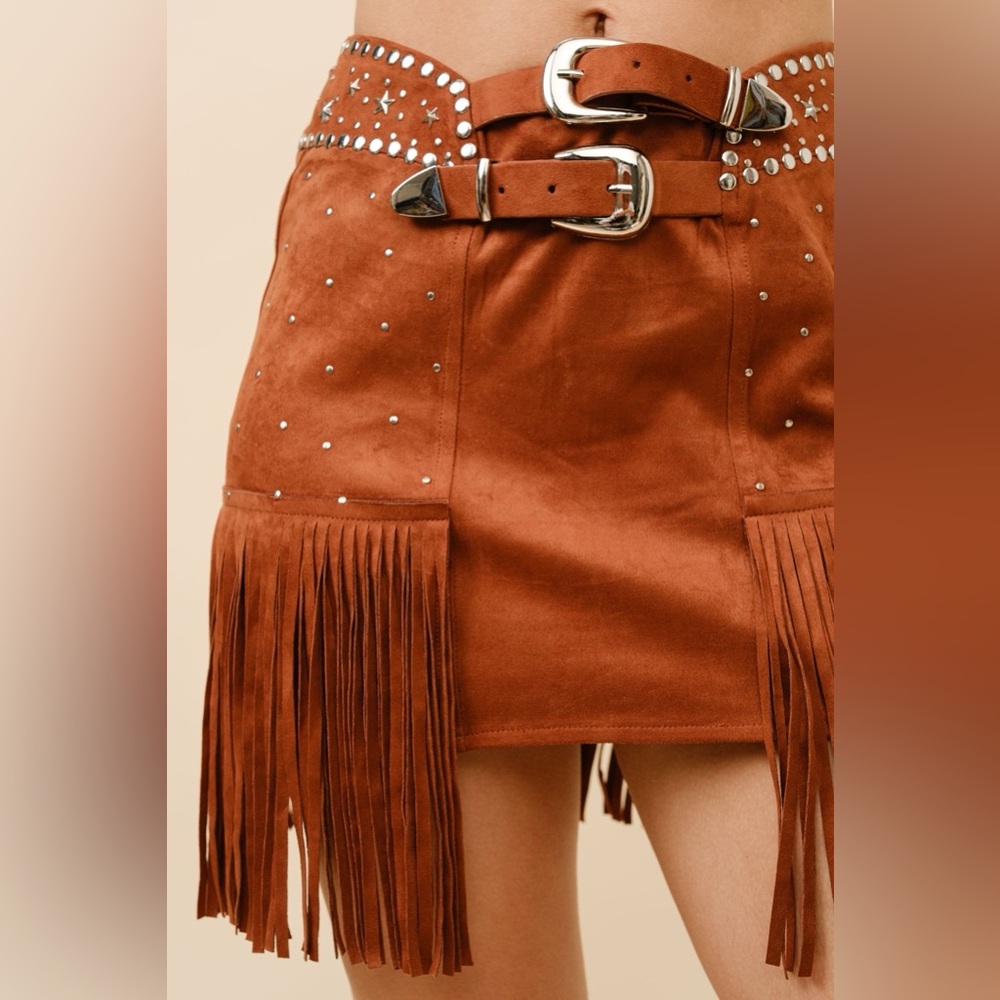 Double Belted Star Studded Suede Fringe Mini Skirt - Picture 4 of 7